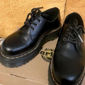 Wore about 4 I don’t really wear em no scratches.originally cost me $162